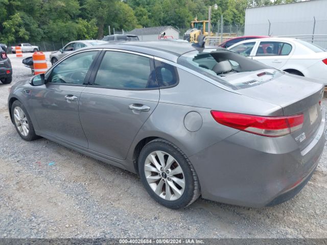 Photo 2 VIN: 5XXGU4L34GG022723 - KIA OPTIMA 