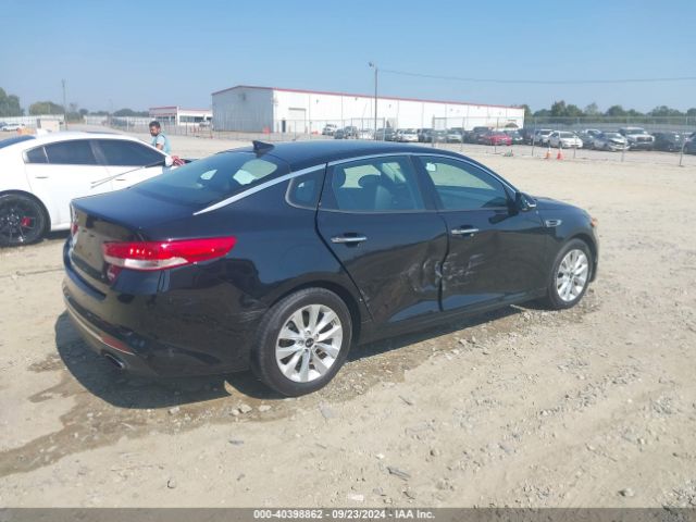 Photo 3 VIN: 5XXGU4L34HG131670 - KIA OPTIMA 