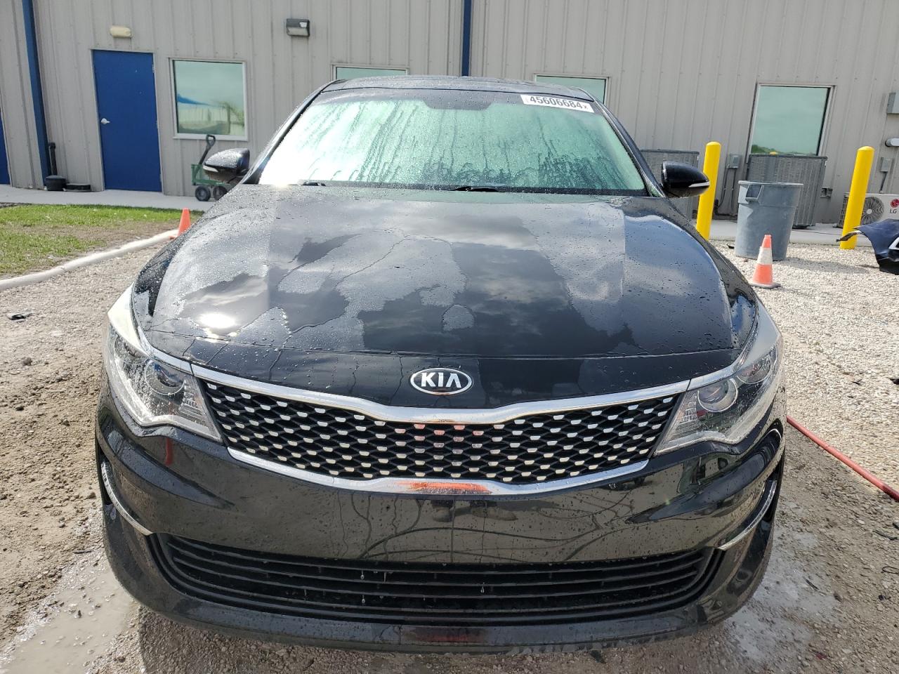 Photo 4 VIN: 5XXGU4L34HG168587 - KIA OPTIMA 