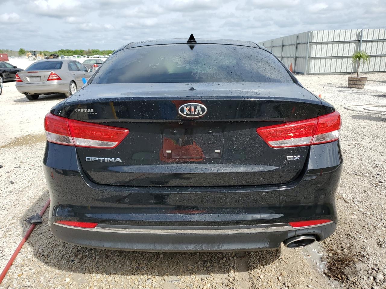 Photo 5 VIN: 5XXGU4L34HG168587 - KIA OPTIMA 