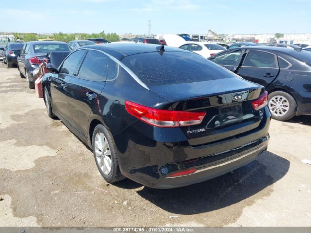 Photo 2 VIN: 5XXGU4L34JG195553 - KIA OPTIMA 