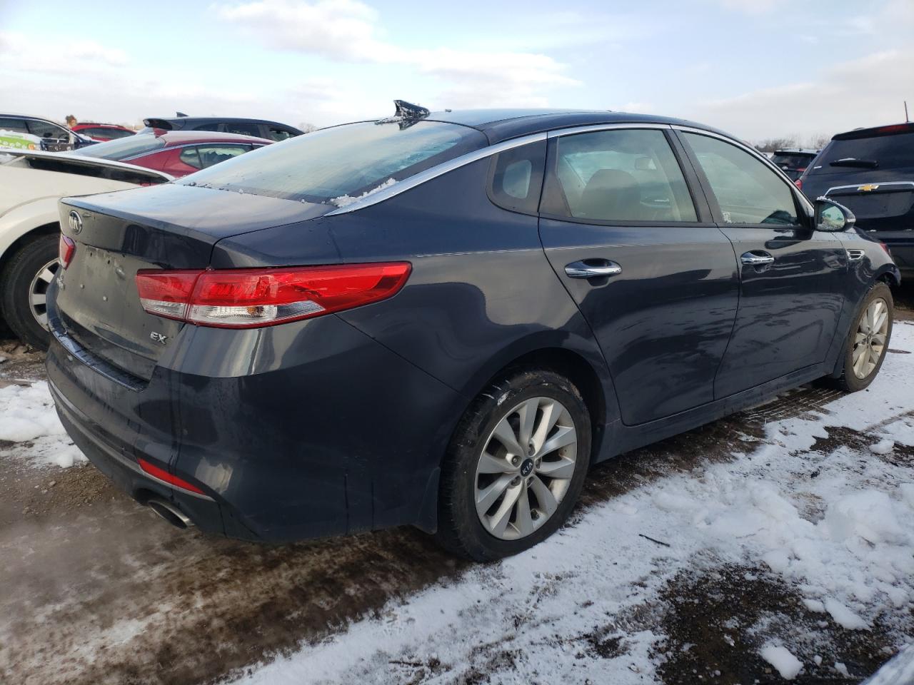 Photo 2 VIN: 5XXGU4L34JG228325 - KIA OPTIMA 