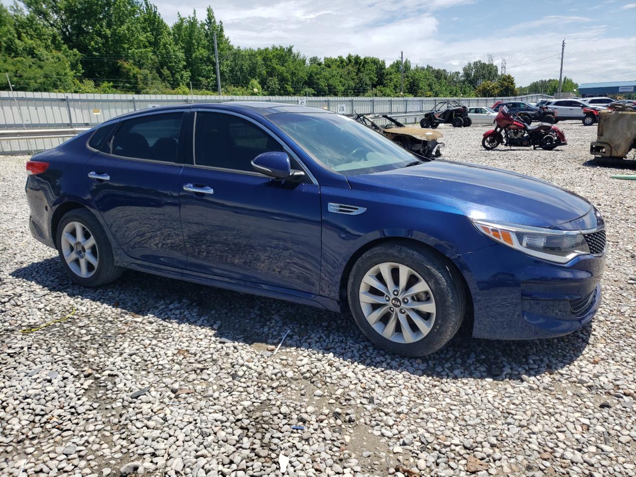 Photo 3 VIN: 5XXGU4L35GG009740 - KIA OPTIMA 