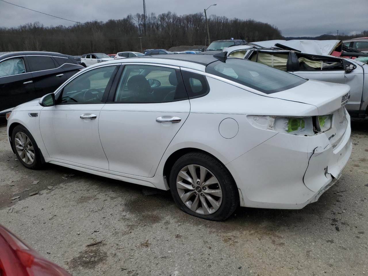 Photo 1 VIN: 5XXGU4L35GG012119 - KIA OPTIMA EX 