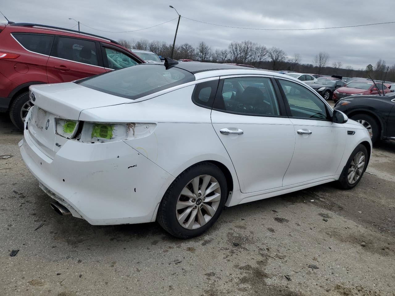 Photo 2 VIN: 5XXGU4L35GG012119 - KIA OPTIMA EX 