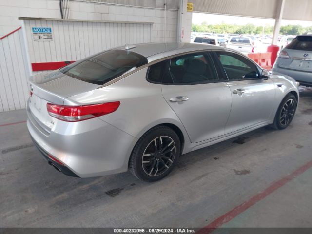 Photo 3 VIN: 5XXGU4L35GG063992 - KIA OPTIMA 