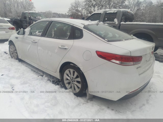 Photo 2 VIN: 5XXGU4L35GG067024 - KIA OPTIMA 