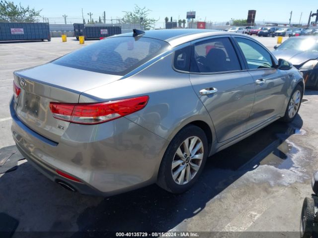 Photo 3 VIN: 5XXGU4L35GG086642 - KIA OPTIMA 