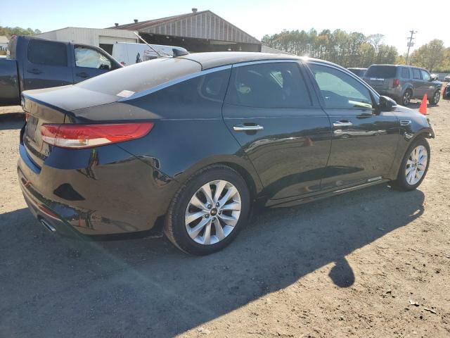 Photo 2 VIN: 5XXGU4L35GG101155 - KIA OPTIMA 