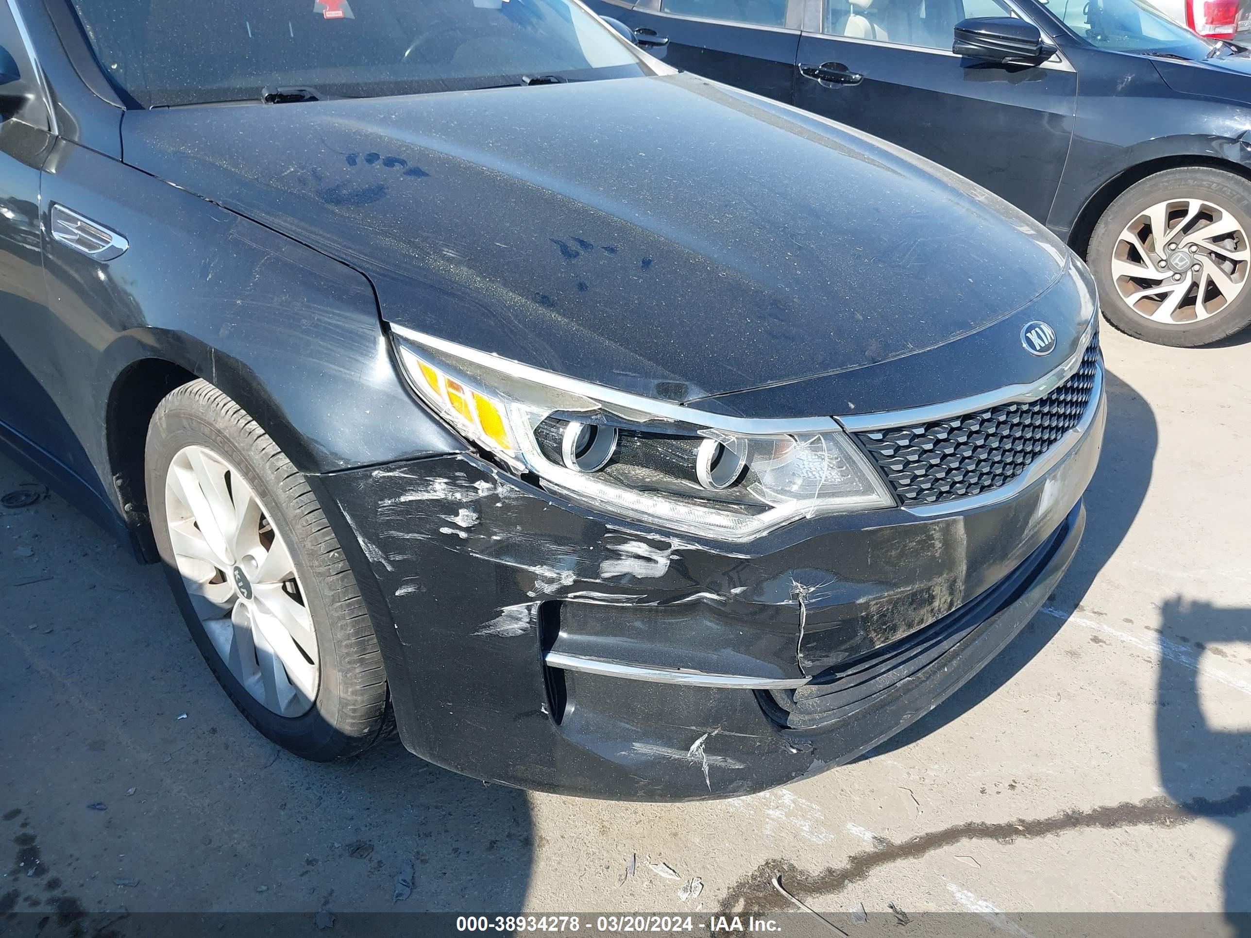 Photo 12 VIN: 5XXGU4L35GG108624 - KIA OPTIMA 