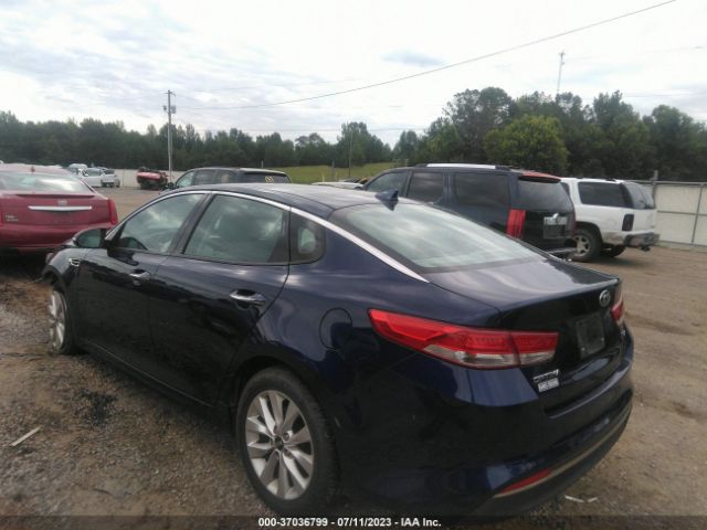 Photo 2 VIN: 5XXGU4L35GG113970 - KIA OPTIMA 