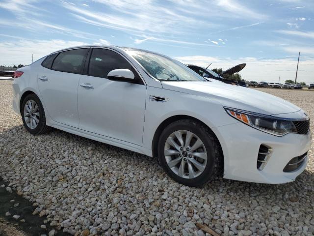 Photo 3 VIN: 5XXGU4L35HG138272 - KIA OPTIMA 