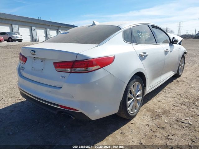 Photo 3 VIN: 5XXGU4L35JG186151 - KIA OPTIMA 