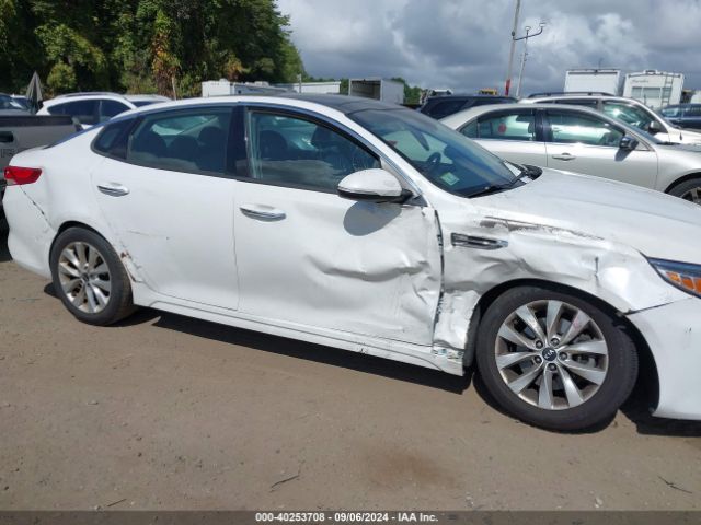 Photo 5 VIN: 5XXGU4L35JG206446 - KIA OPTIMA 