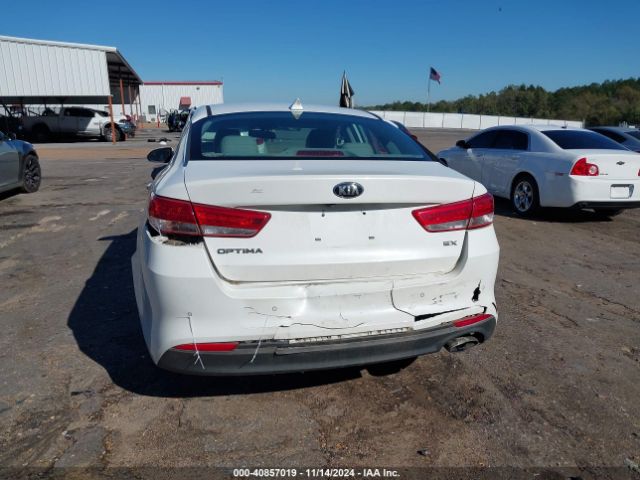 Photo 5 VIN: 5XXGU4L35JG246767 - KIA OPTIMA 