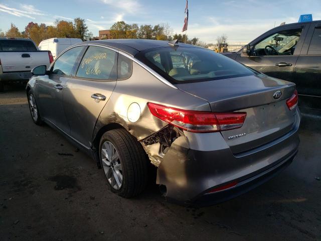 Photo 2 VIN: 5XXGU4L35JG256893 - KIA OPTIMA EX 