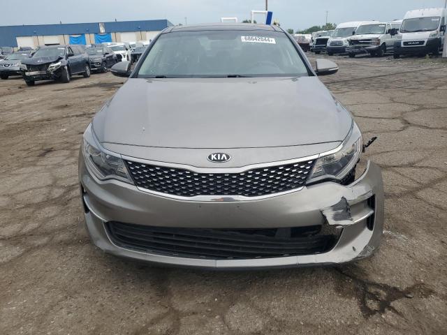 Photo 4 VIN: 5XXGU4L35JG272091 - KIA OPTIMA EX 