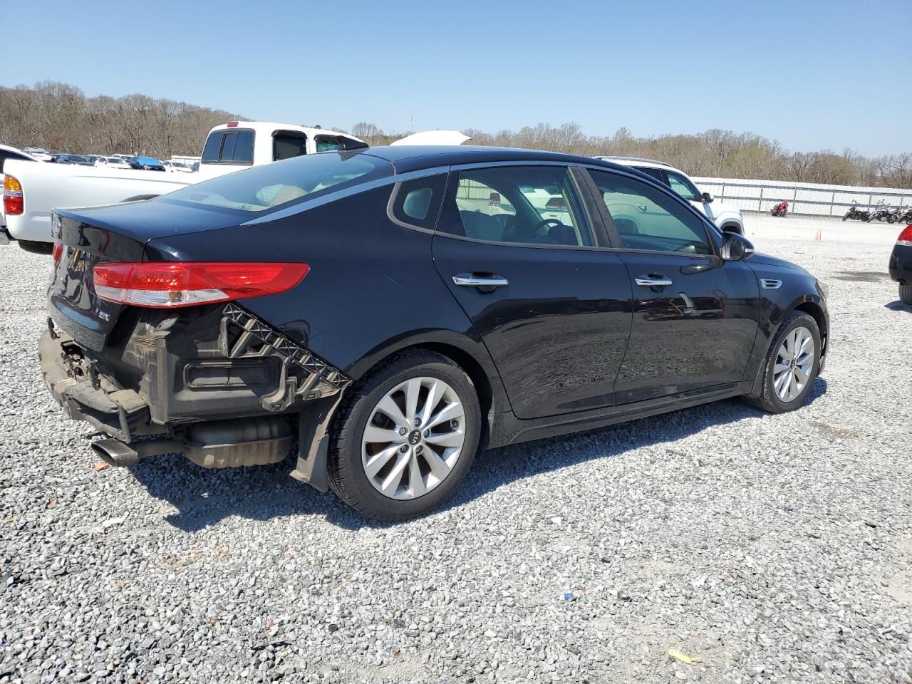 Photo 2 VIN: 5XXGU4L36GG051026 - KIA OPTIMA 