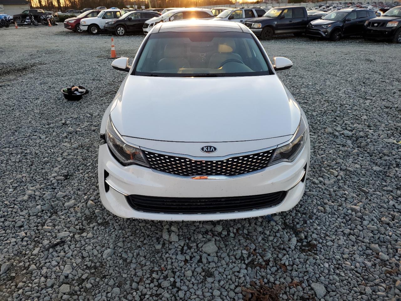 Photo 4 VIN: 5XXGU4L36GG085953 - KIA OPTIMA 