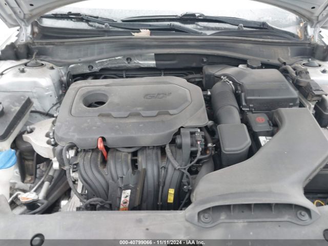 Photo 9 VIN: 5XXGU4L36GG094166 - KIA OPTIMA 