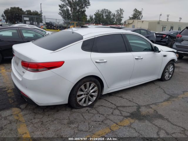 Photo 3 VIN: 5XXGU4L36JG196929 - KIA OPTIMA 