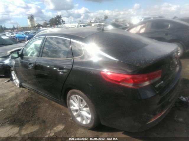 Photo 2 VIN: 5XXGU4L36JG214720 - KIA OPTIMA 