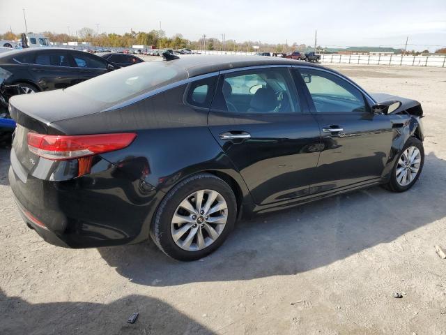 Photo 2 VIN: 5XXGU4L36JG231825 - KIA OPTIMA 