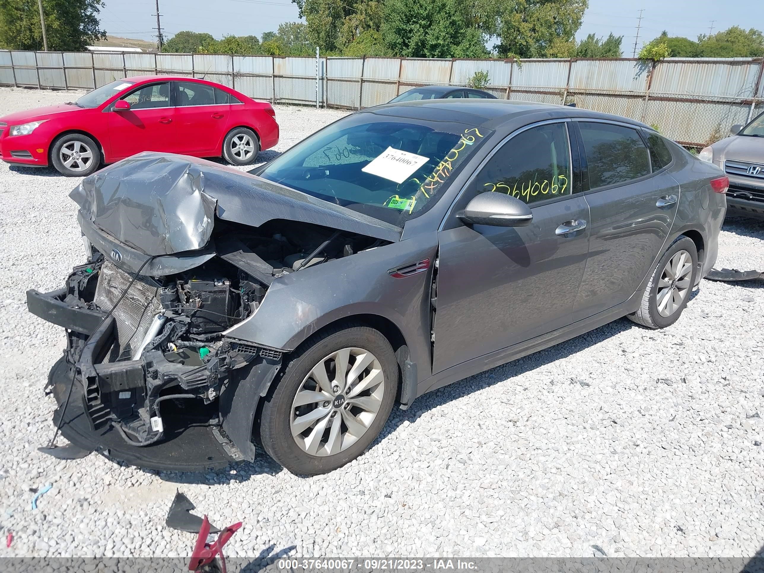 Photo 1 VIN: 5XXGU4L37GG042271 - KIA OPTIMA 