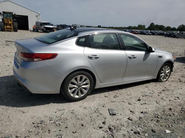 Photo 2 VIN: 5XXGU4L37GG079580 - KIA OPTIMA EX 