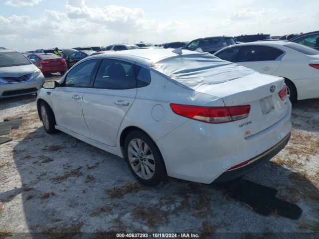 Photo 2 VIN: 5XXGU4L37GG120046 - KIA OPTIMA 