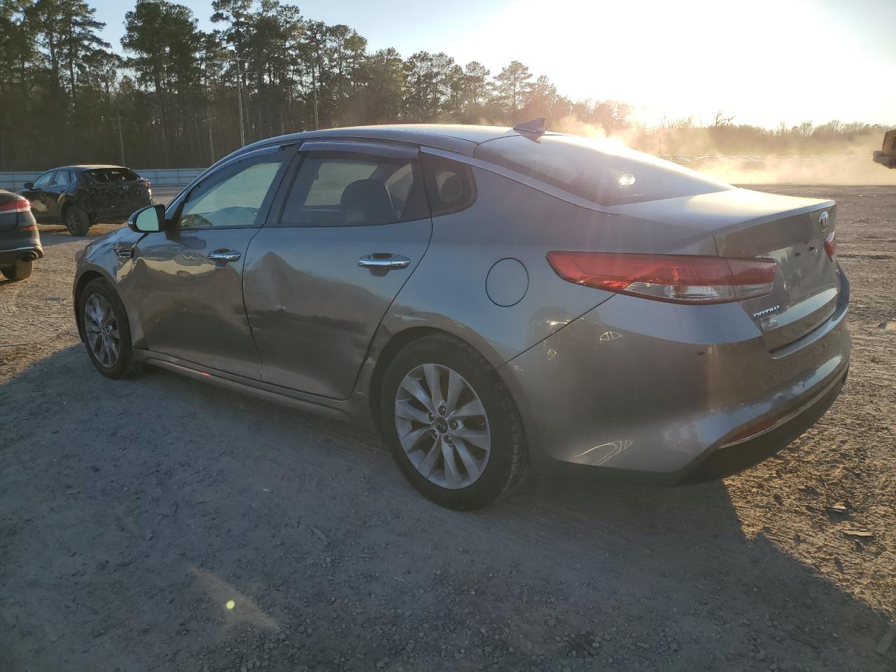 Photo 1 VIN: 5XXGU4L37HG158698 - KIA OPTIMA 