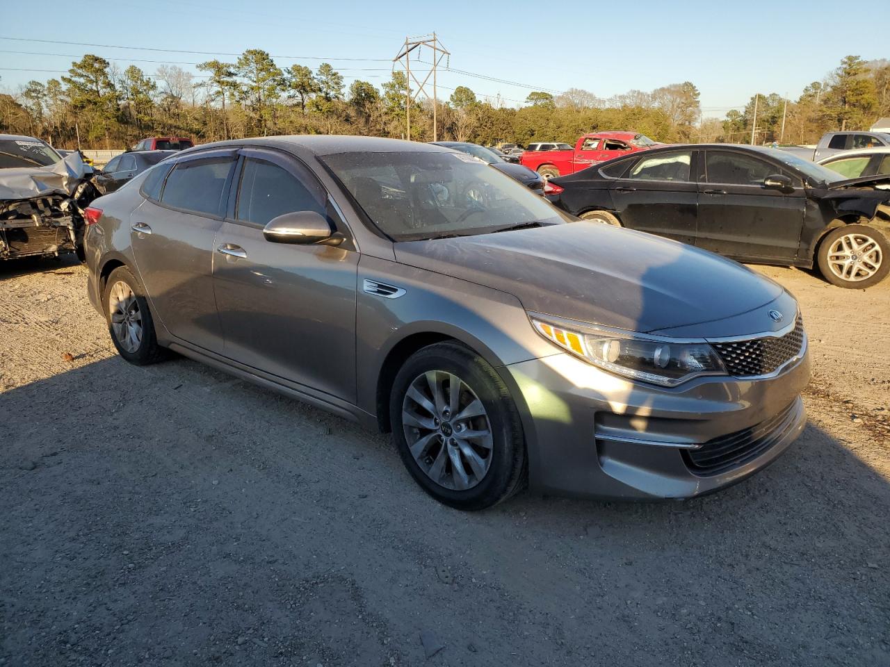 Photo 3 VIN: 5XXGU4L37HG158698 - KIA OPTIMA 