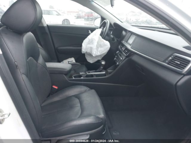 Photo 4 VIN: 5XXGU4L37JG180903 - KIA OPTIMA 