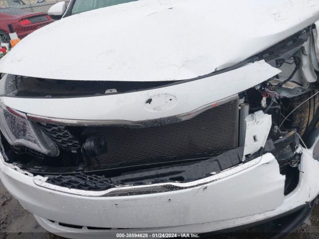 Photo 9 VIN: 5XXGU4L37JG180903 - KIA OPTIMA 