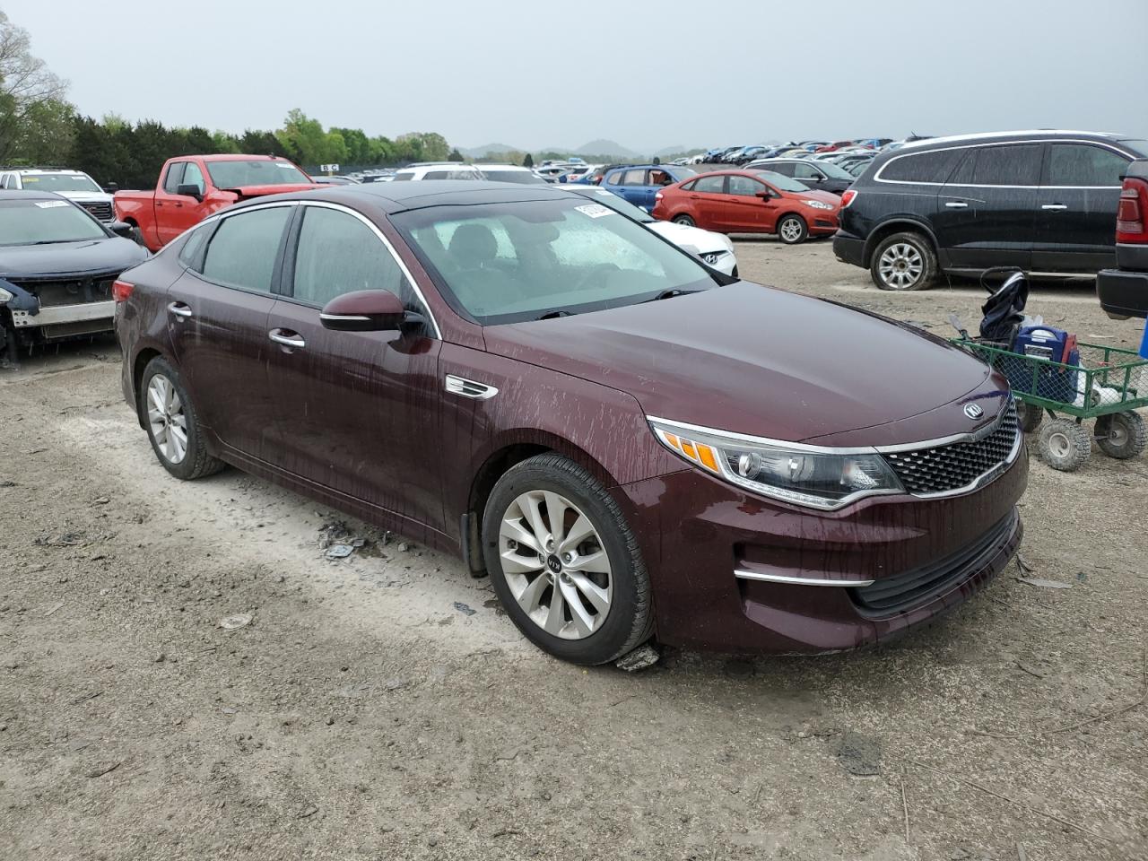 Photo 3 VIN: 5XXGU4L37JG237519 - KIA OPTIMA 