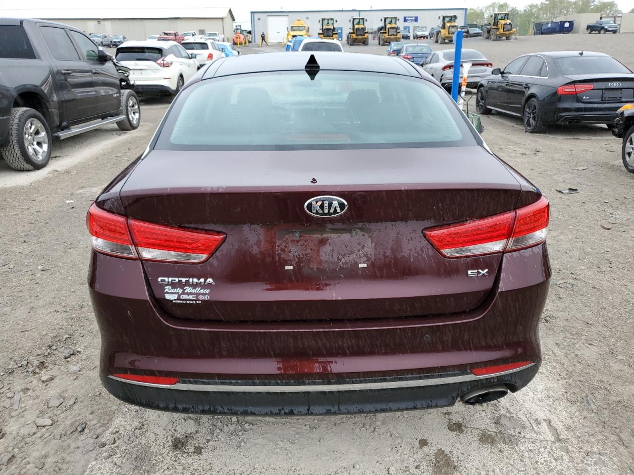 Photo 5 VIN: 5XXGU4L37JG237519 - KIA OPTIMA 