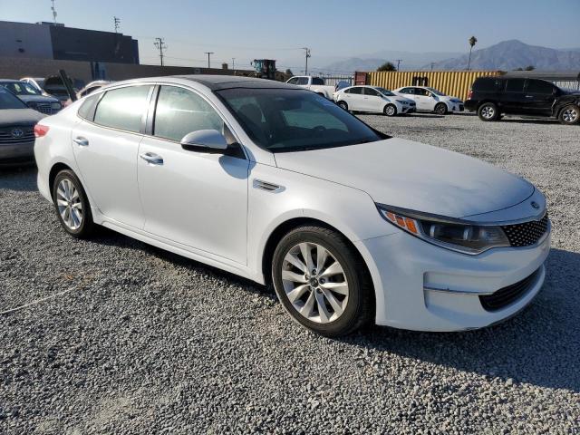 Photo 3 VIN: 5XXGU4L38GG048788 - KIA OPTIMA EX 