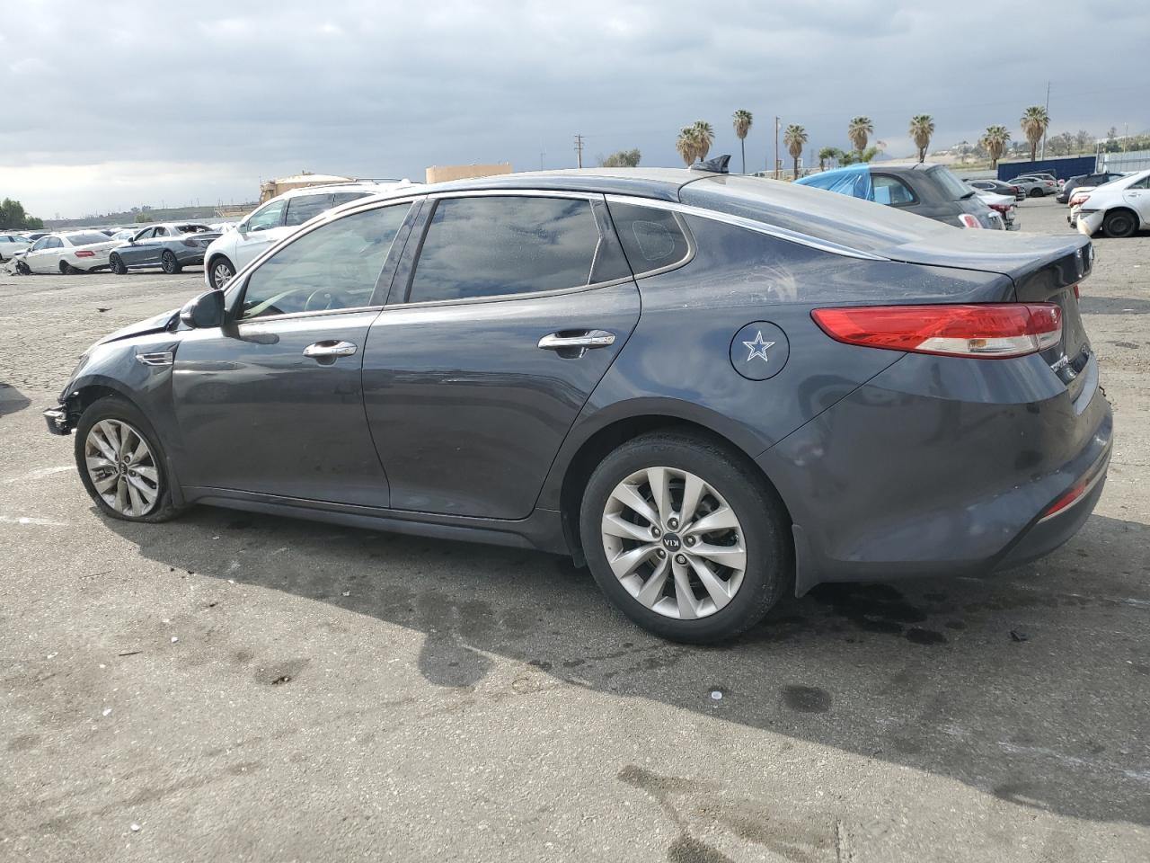 Photo 1 VIN: 5XXGU4L38HG135494 - KIA OPTIMA 