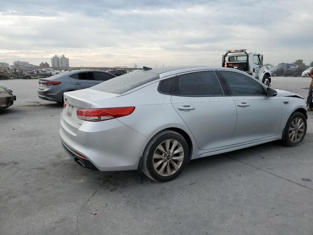 Photo 2 VIN: 5XXGU4L38JG238405 - KIA OPTIMA 