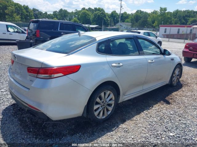 Photo 3 VIN: 5XXGU4L39HG164406 - KIA OPTIMA 