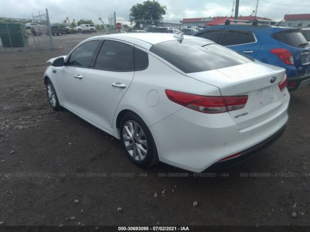 Photo 2 VIN: 5XXGU4L39JG214078 - KIA OPTIMA 