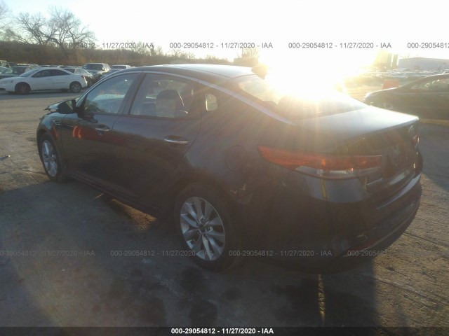 Photo 2 VIN: 5XXGU4L39JG217479 - KIA OPTIMA 