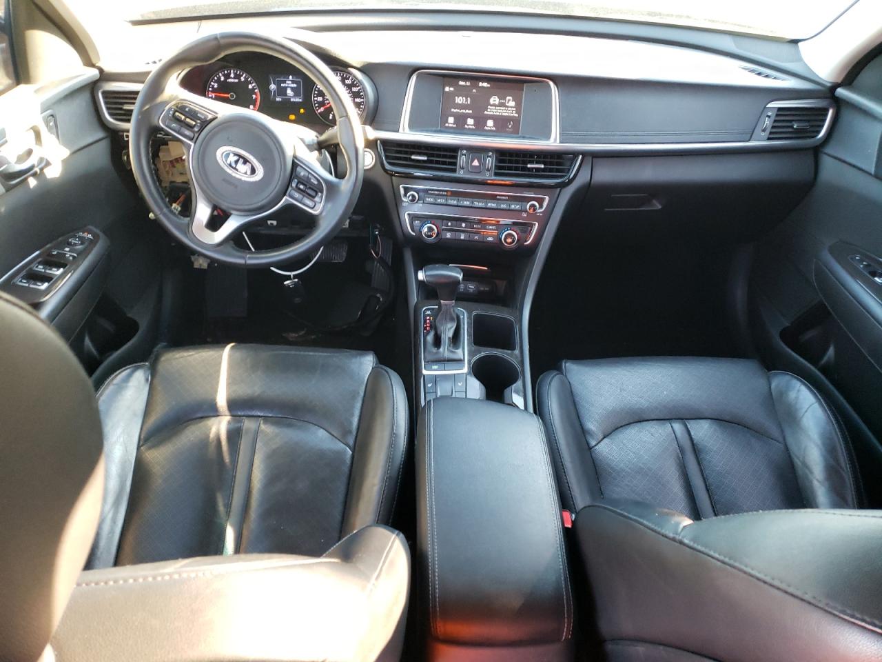 Photo 7 VIN: 5XXGU4L39JG223735 - KIA OPTIMA 