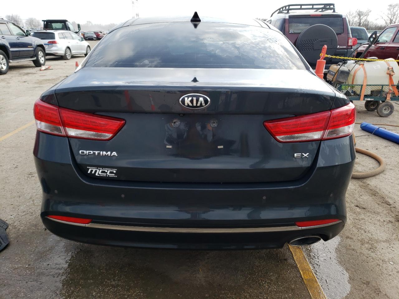 Photo 5 VIN: 5XXGU4L3XGG008731 - KIA OPTIMA 