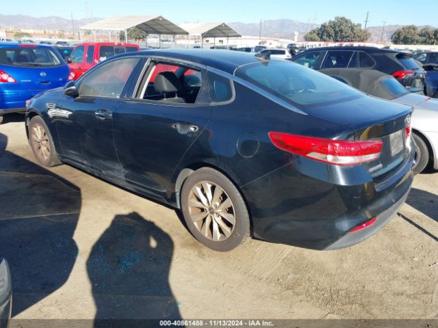 Photo 2 VIN: 5XXGU4L3XGG035833 - KIA OPTIMA 