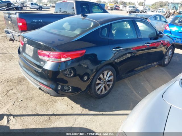 Photo 3 VIN: 5XXGU4L3XGG035833 - KIA OPTIMA 