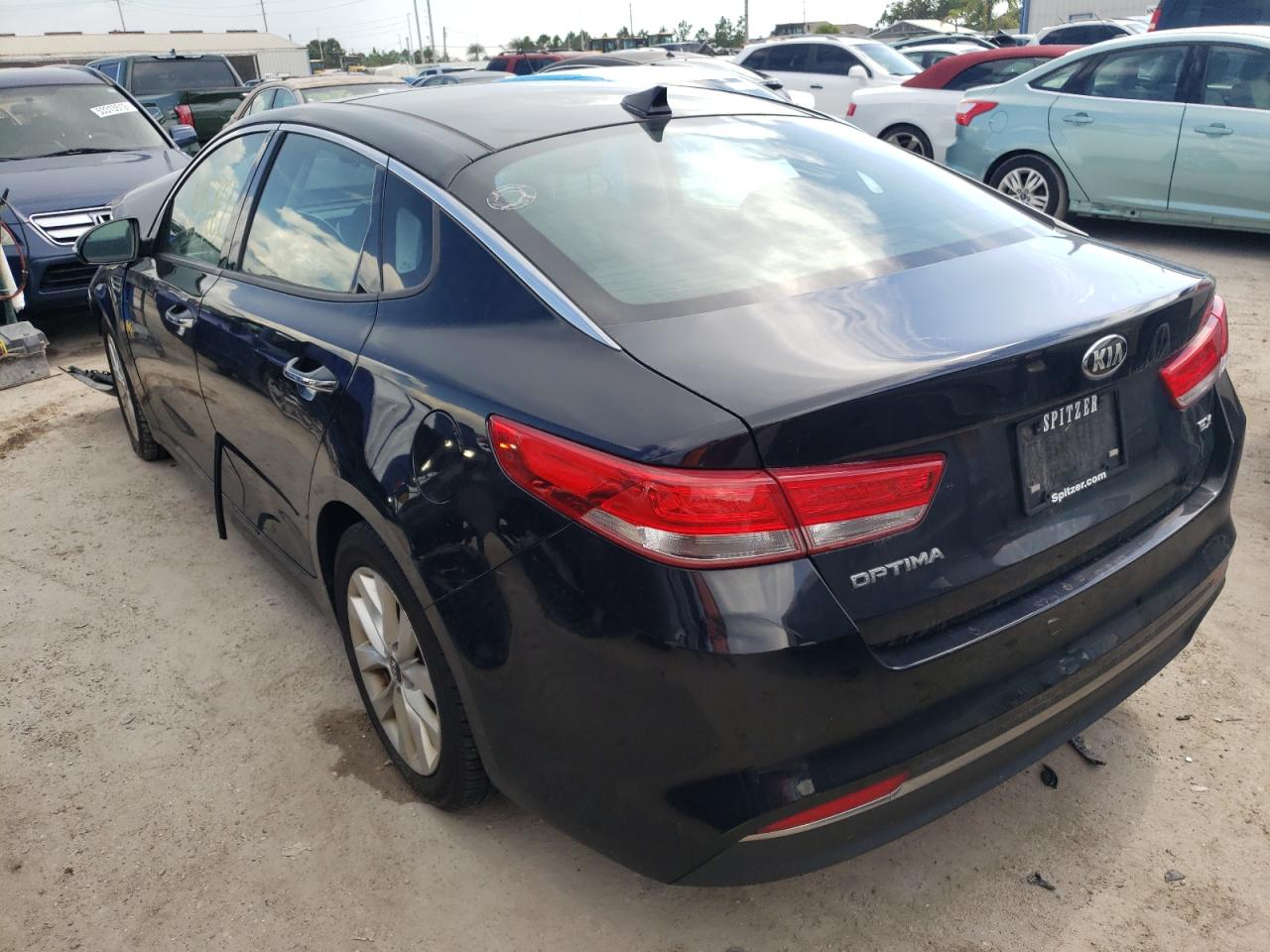 Photo 2 VIN: 5XXGU4L3XGG057895 - KIA OPTIMA 