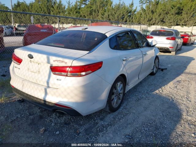 Photo 3 VIN: 5XXGU4L3XGG064281 - KIA OPTIMA 