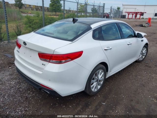 Photo 3 VIN: 5XXGU4L3XGG077824 - KIA OPTIMA 