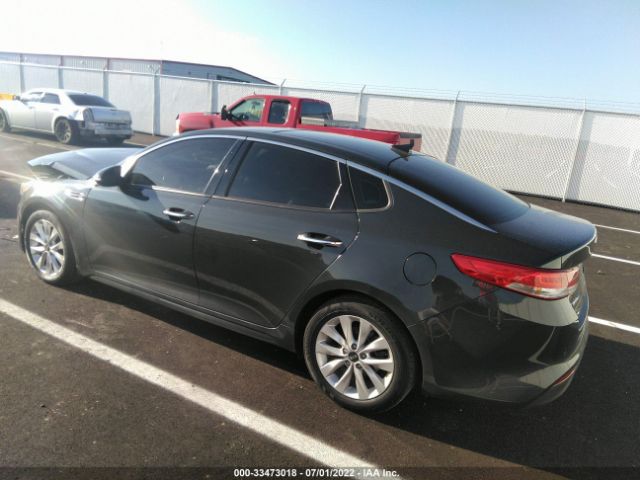 Photo 2 VIN: 5XXGU4L3XGG095904 - KIA OPTIMA 